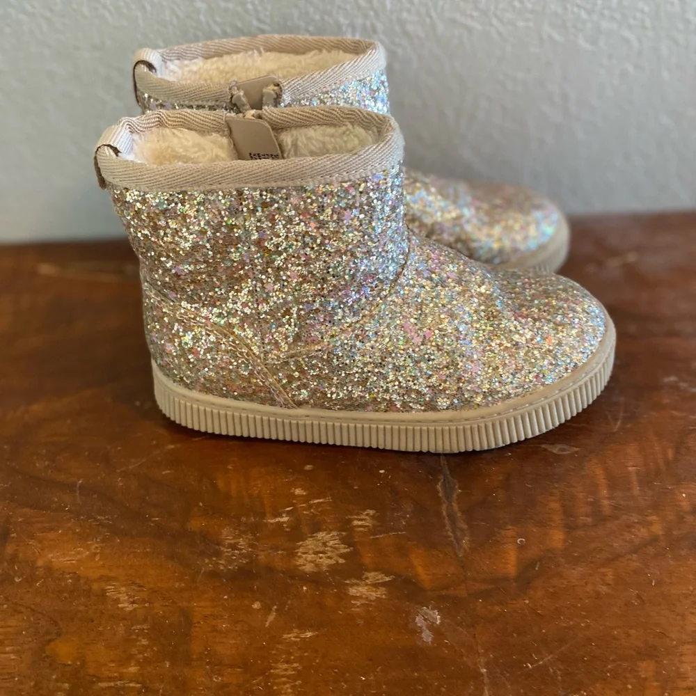 Cat & Jack Sparkly Silver Toddler Boots - Picture 2 of 6